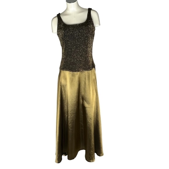 JS COLLECTIONS Metallic Gold Sleeveless Maxi Dress Evening Gown Size 12 - Picture 13 of 16